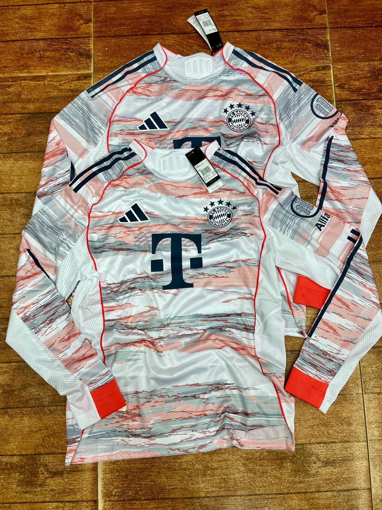 Maillot Extérieur Bayern Munich 2025/ 26 Version Joueur Fort Maillot