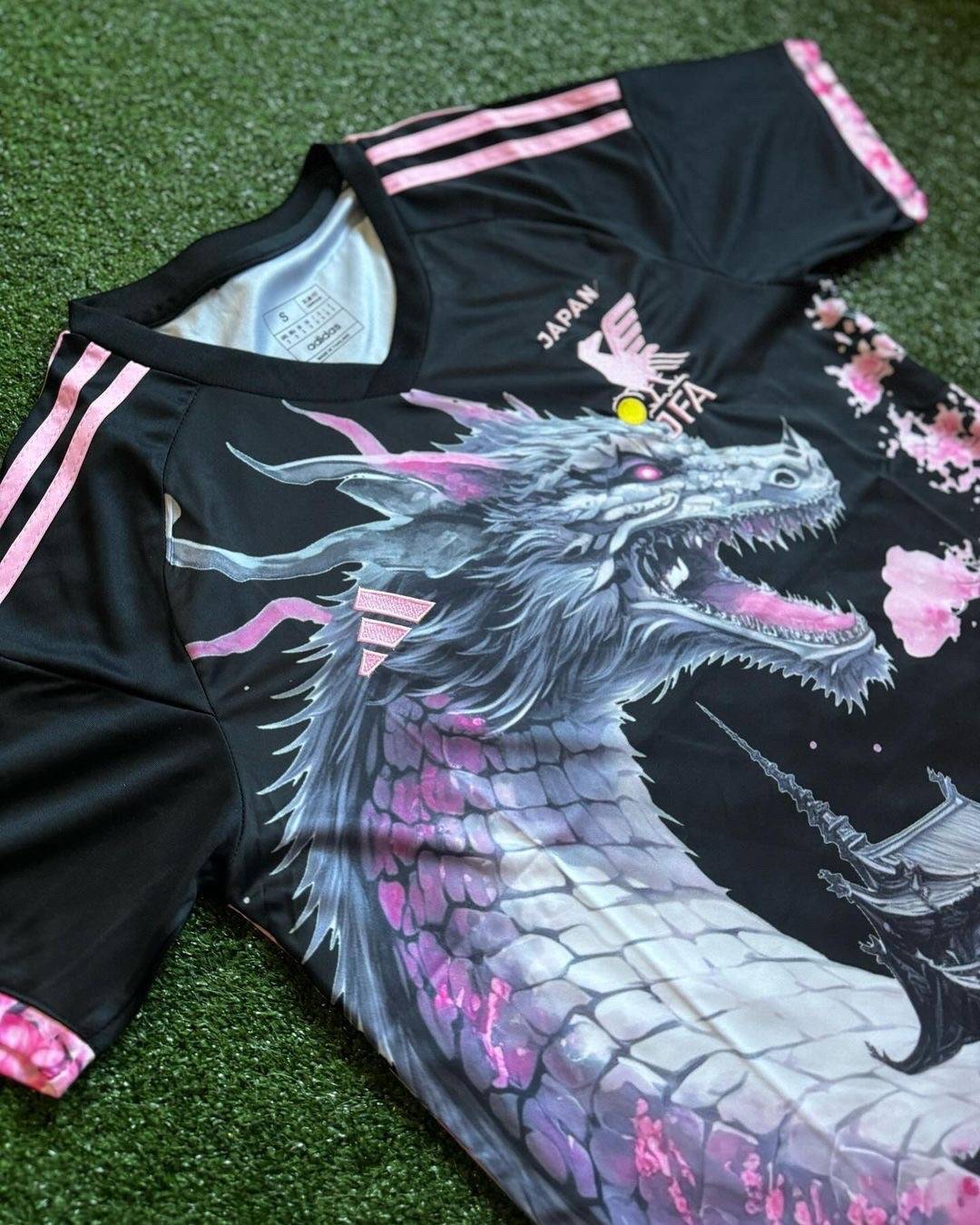 Maillot Concept Japon Dragon Emblématique