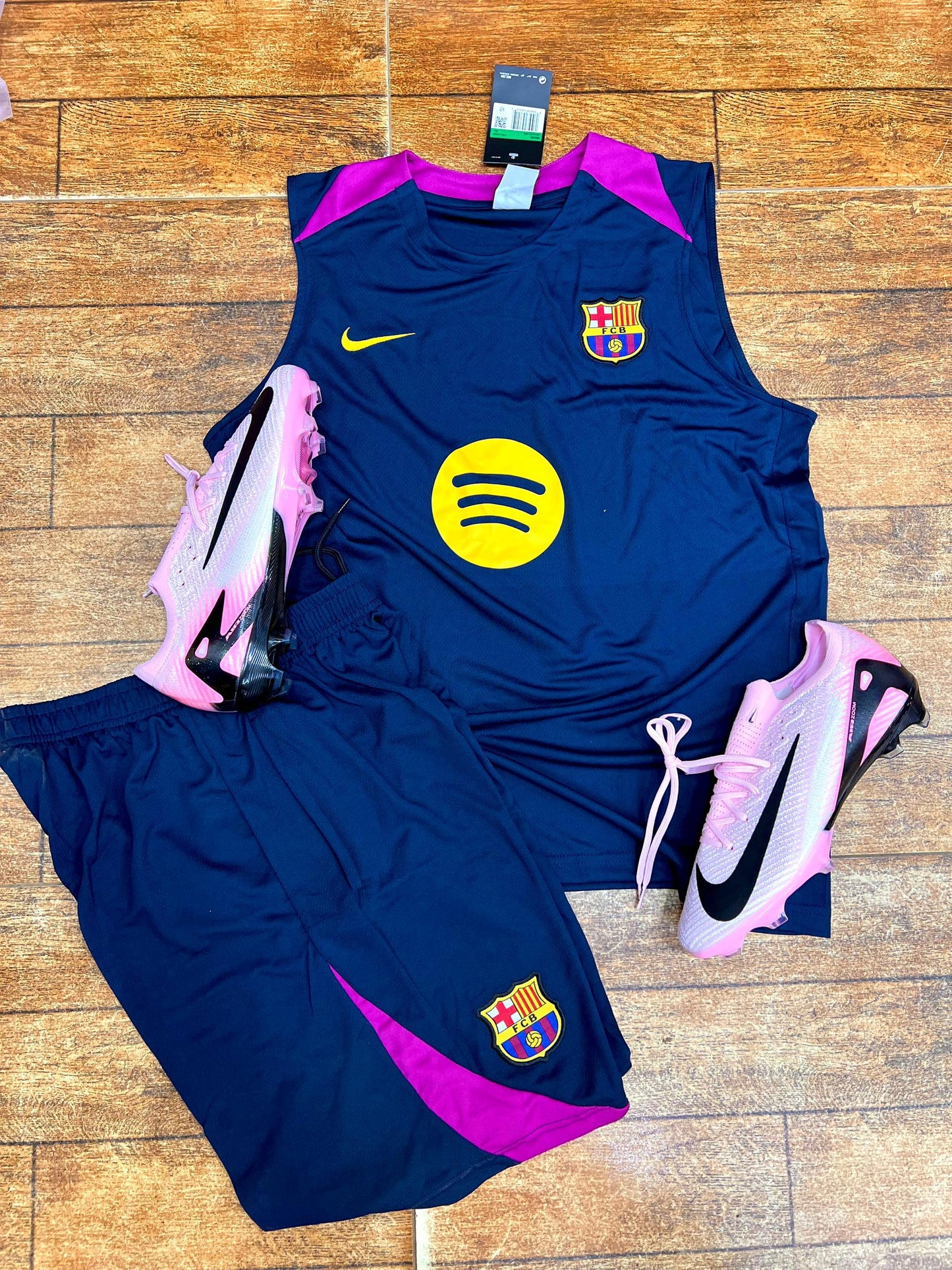Ensemble débardeur FC
Barcelone bleu foncé